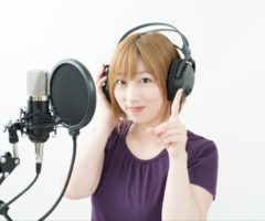 【男女】両声類のなり方は？おすすめの練習方法や声の出し方の注意点を解説